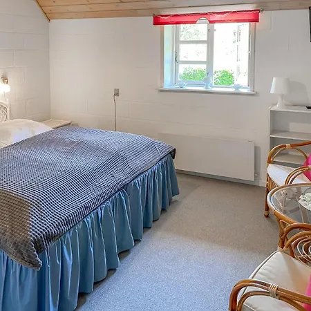 2 Bedroom Cozy In *